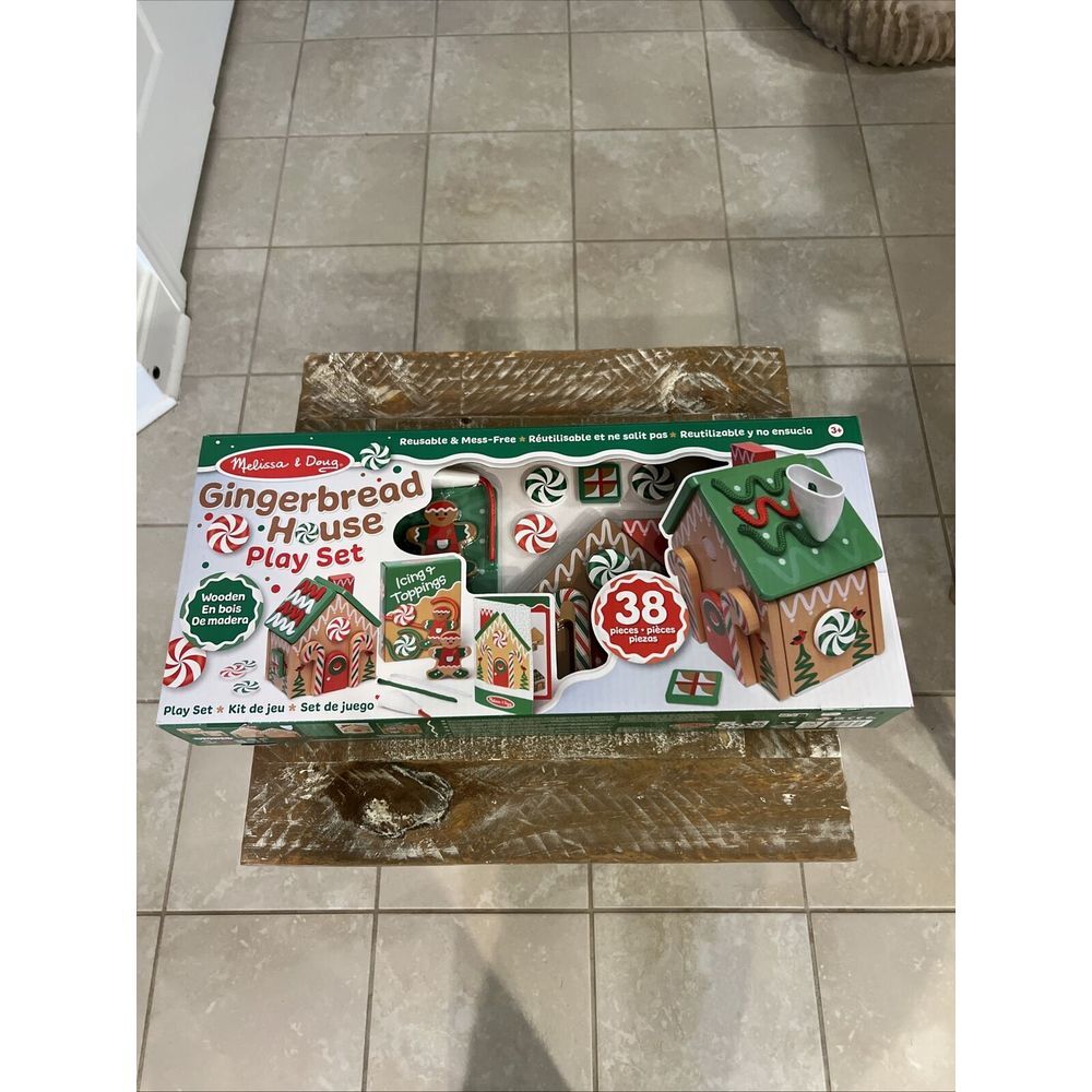 Melissa and Doug 38pc Wooden Gingerbread House Playset Christmas Holiday Toy NEW